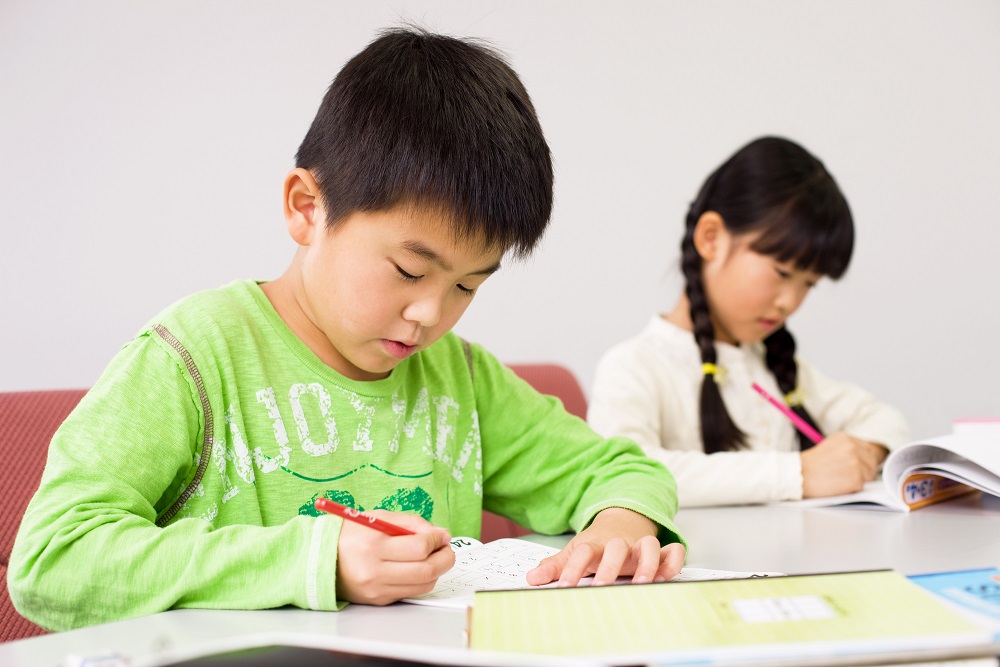 小学生向け学習指導の画像